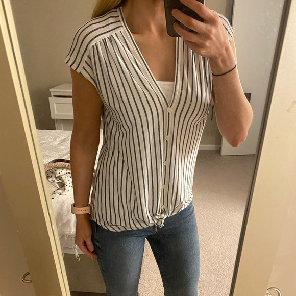 Striped Button up shirt - Picture 2 of 4